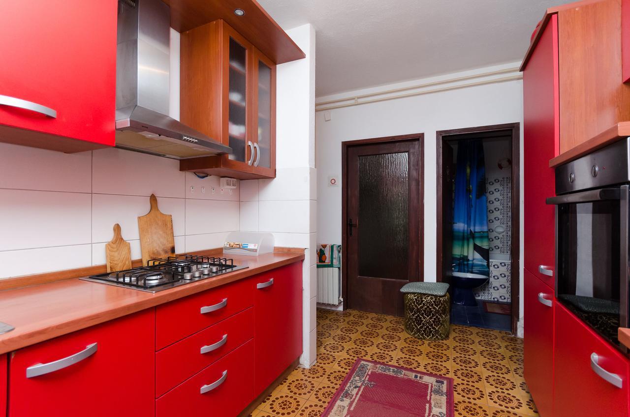 Apartments And Room Luka เคลโนวีซา ภายนอก รูปภาพ